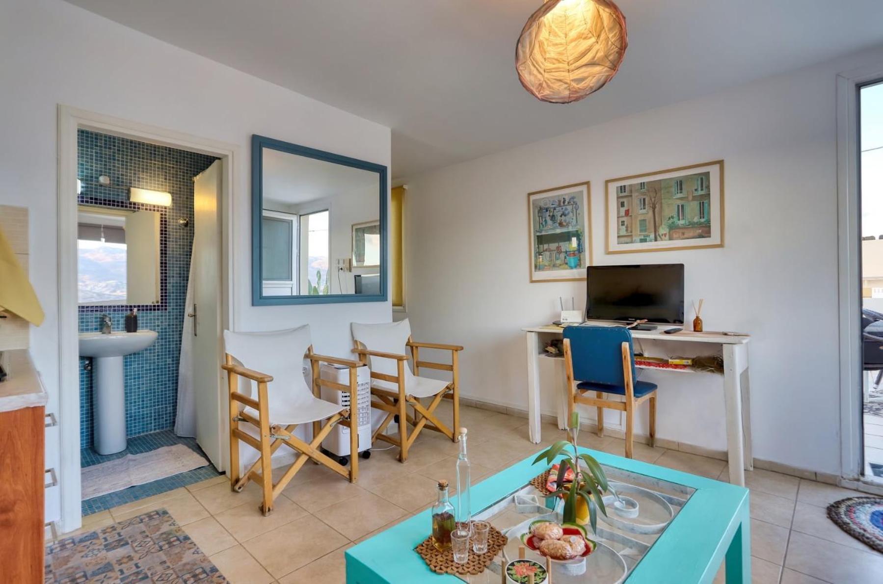 Apartment Terrace House